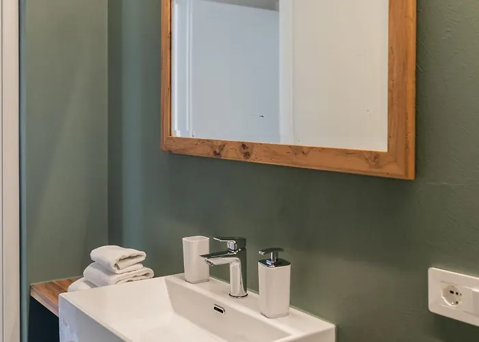 Salvia - By Lovecomo